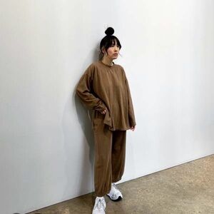 Le Bon Shoppe Sunday Tee - Tobacco